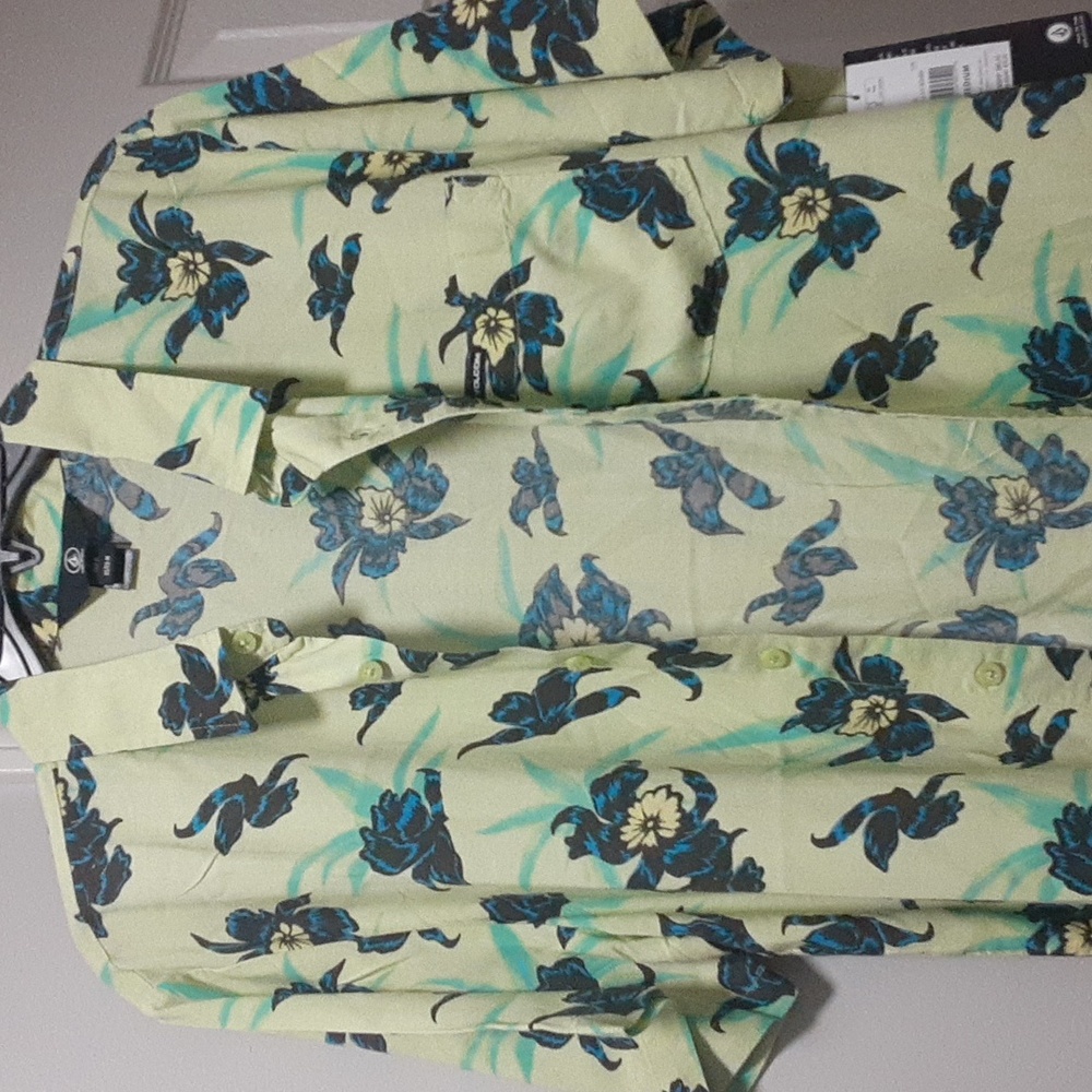 Volcom Green And Blue Hawaiian Shirt. Size Medium. New With Tags. - Picture 2 of 10